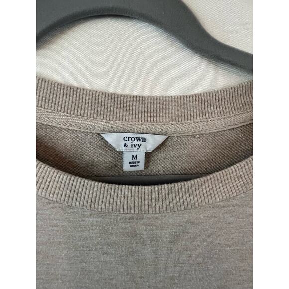 Crown and Ivy Tan Long Sleeve Top Size Medium - Picture 2 of 4